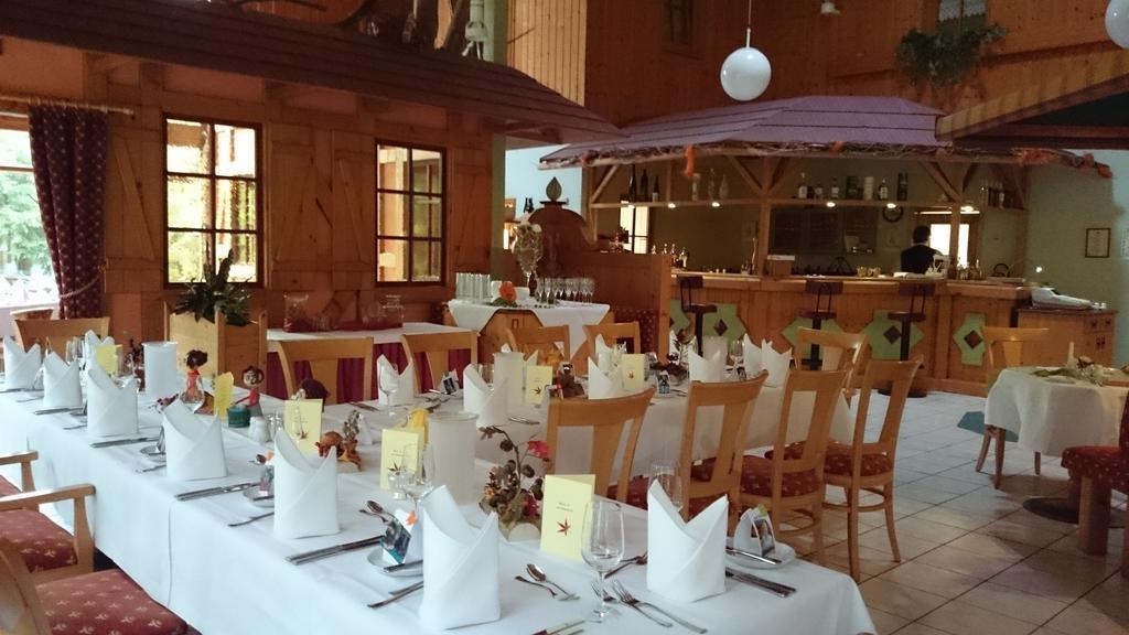 Schneiderlein Hotel Limabach - Oberfrohna Eksteriør billede