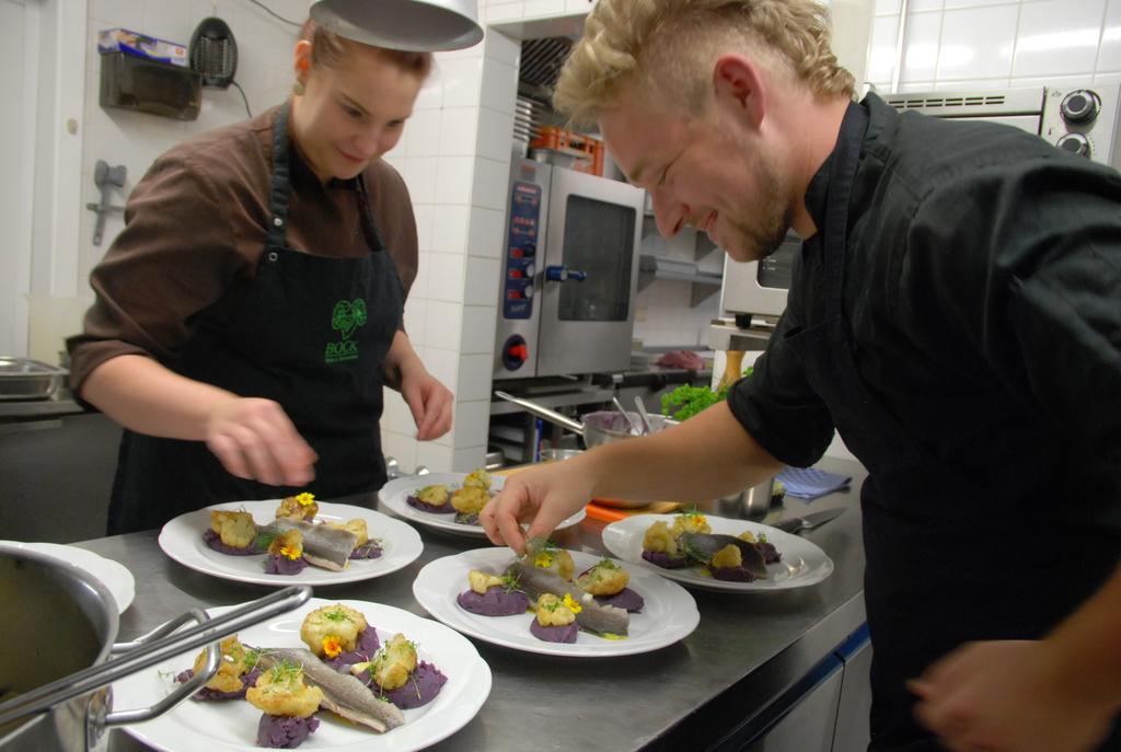 Schneiderlein Hotel Limabach - Oberfrohna Eksteriør billede