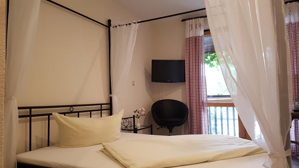 Schneiderlein Hotel Limabach - Oberfrohna Eksteriør billede