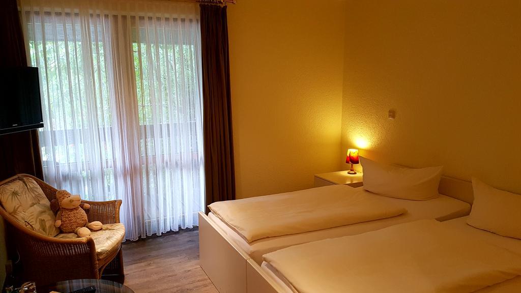 Schneiderlein Hotel Limabach - Oberfrohna Eksteriør billede